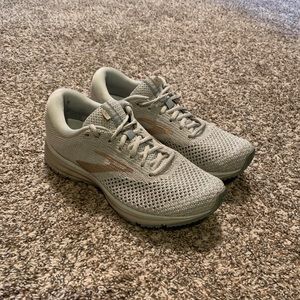 Brooks Revel 2